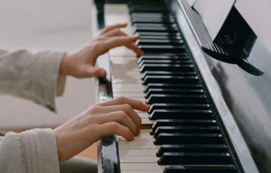 Mejora tu piano con partituras digitales