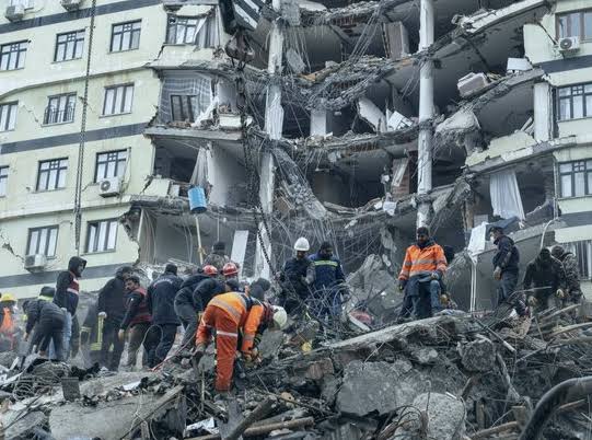 Aplicación móvil para monitoreo y alerta de terremotos